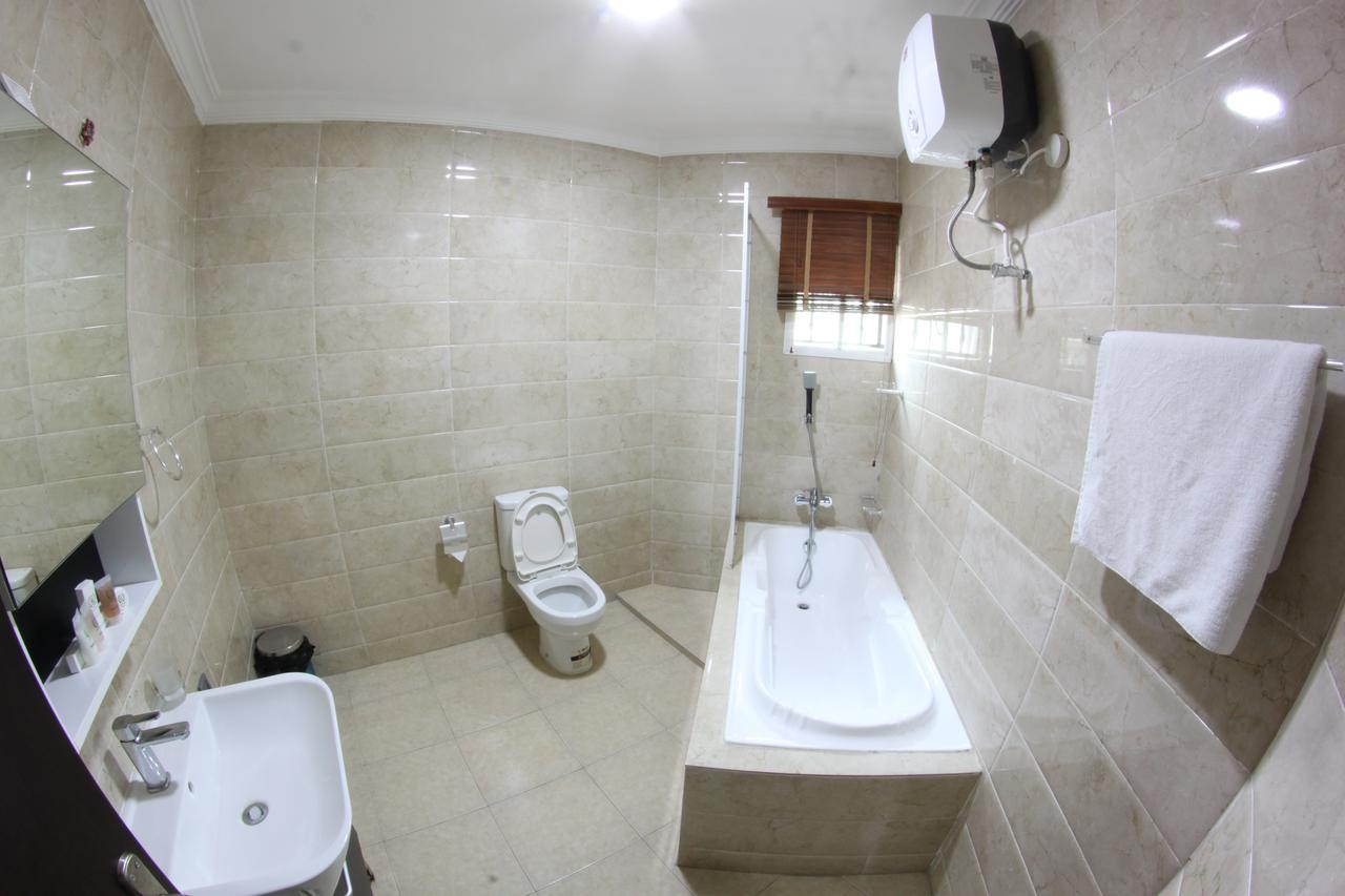 Celia'S Suites Abeokuta Zewnętrze zdjęcie