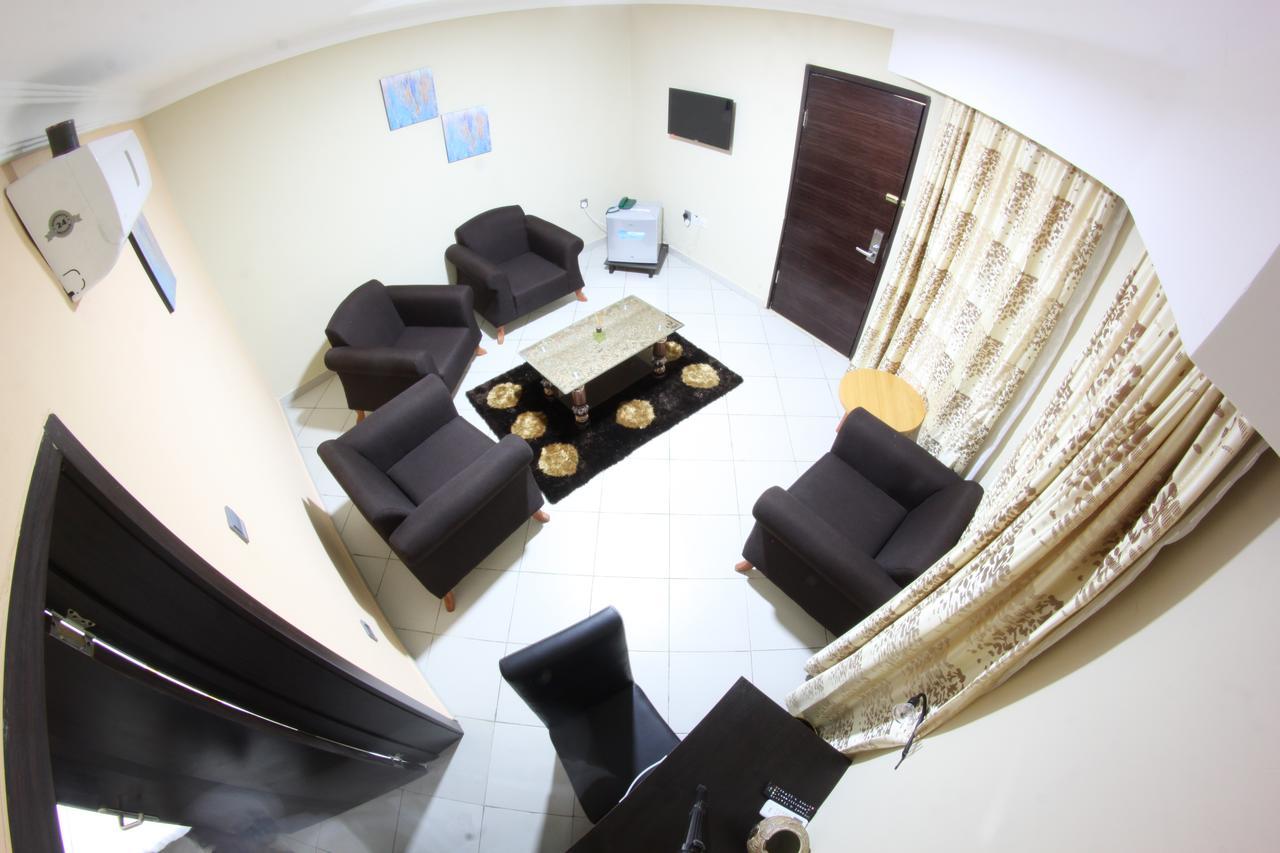 Celia'S Suites Abeokuta Zewnętrze zdjęcie